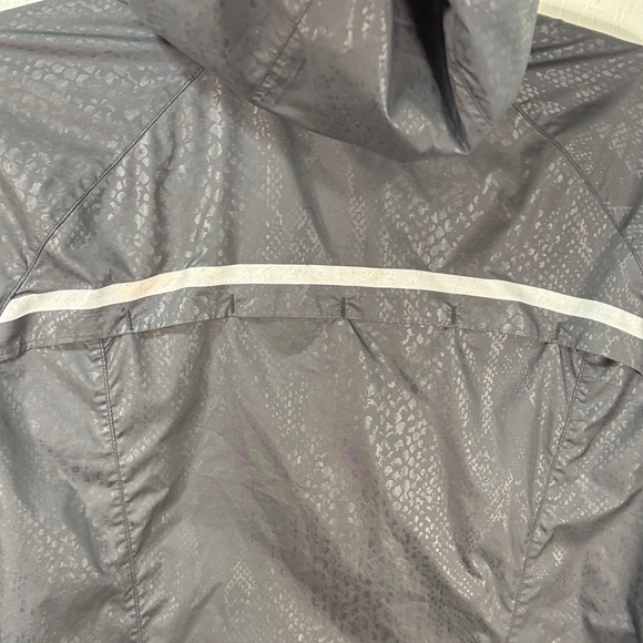 lululemon Miss Misty Black Hooded Windbreaker Jacket - Picture 8 of 16